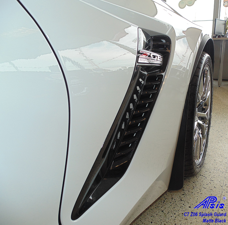 APsis C7 Corvette Z06 Front Splash Guards, Matte Black Finish